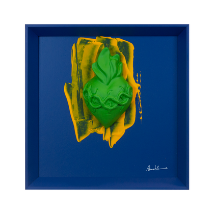 L'atu Core - scultura in resina colorata su quadro con cornice artigianale in legno (vers. 30x30)