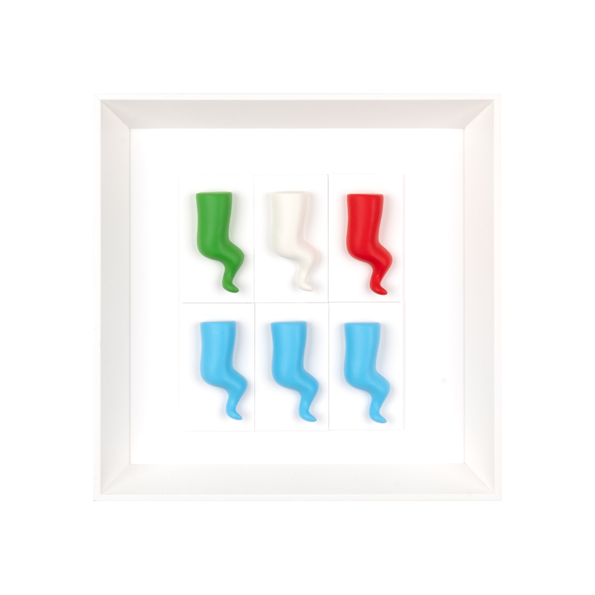 Corni - sculture in resina colorata su quadro fondo bianco con cornice artigianale italiana (vers.30x30)