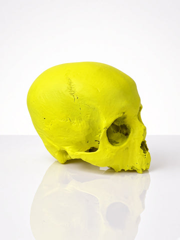 'E capuzzelle, il Culto delle Anime Pezzentelle - Teschi scultura in resina giallo fluo da 14cm
