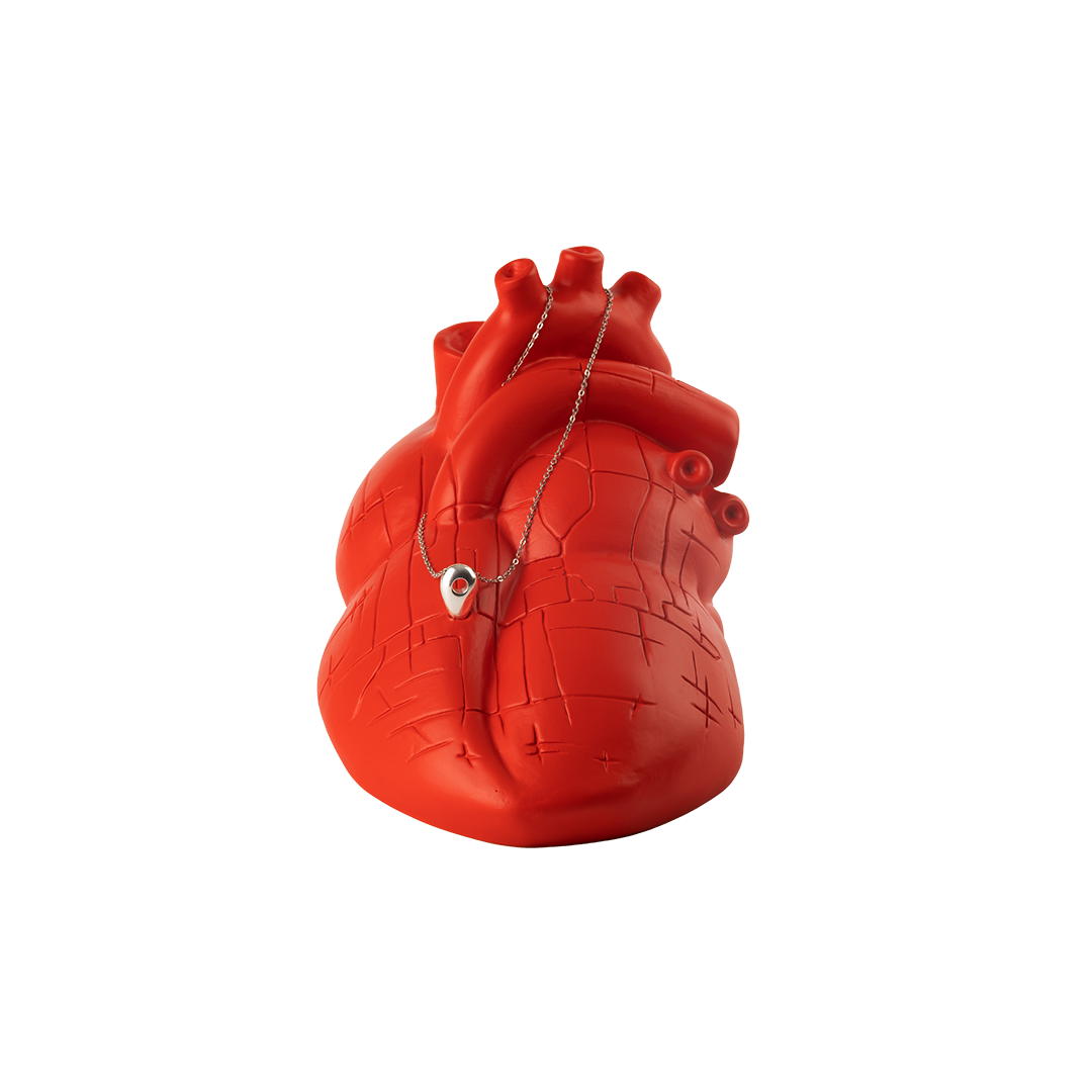 Staje ccà - scultura porta gioiello in resina rossa del cuore di Napoli con mappa incisa e con ciondolo PIN in argento o ottone