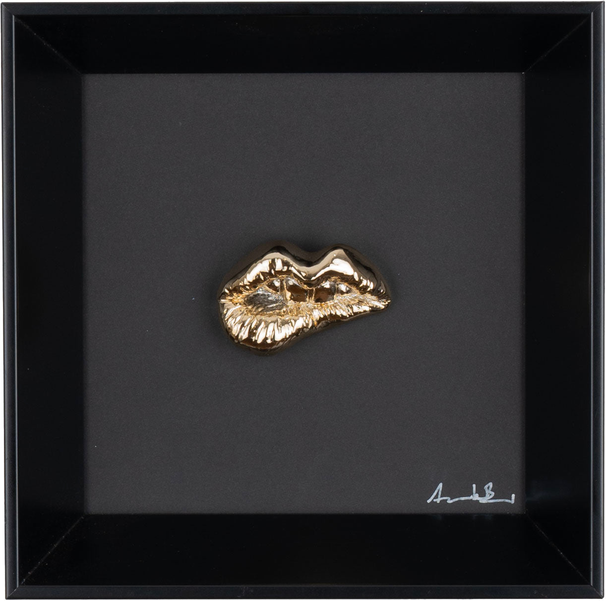 ‘A jatta - scultura in resina colorata lucida su quadro fondo bianco (vers. 19x19)