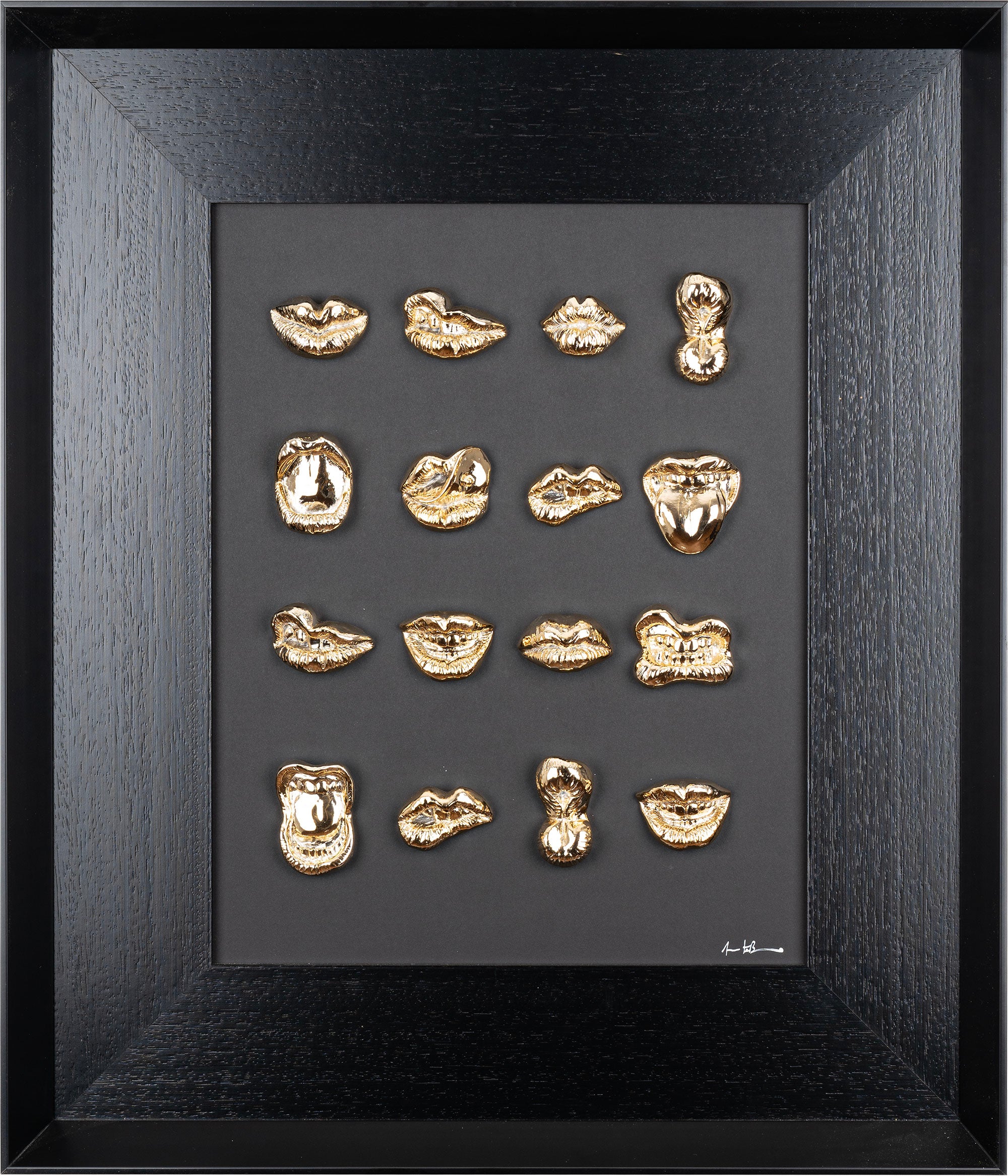 Multibocche - sculture in resina oro cromato e quadro fondo nero con cornice artigianale italiana (60x70)