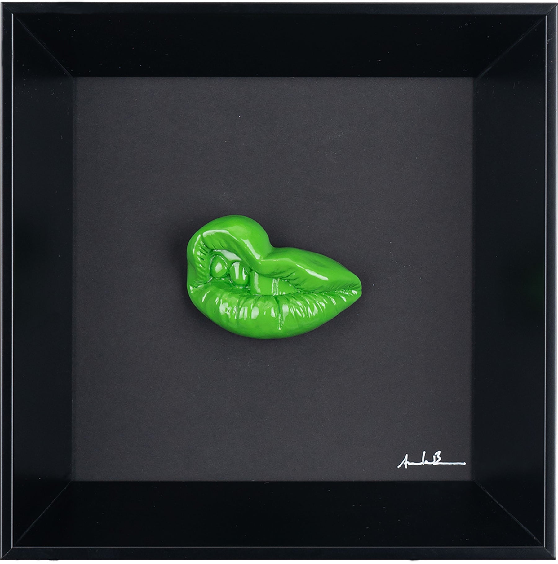 ‘E vaiasse - scultura in resina colorata lucida su quadro fondo nero (vers. 19x19)