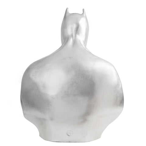 Batman - scultura in resina con finitura argento fino e cuore in resina colorata