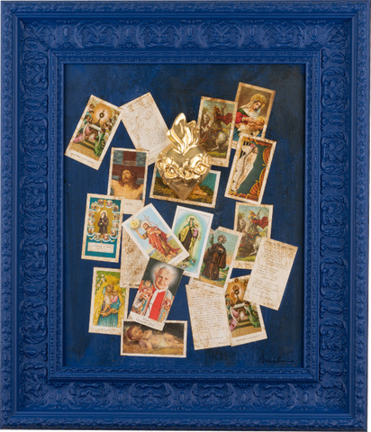 Devozione, edicola votiva - sculture in resina colorata con grafiche su quadro blu (vers. 59x69)