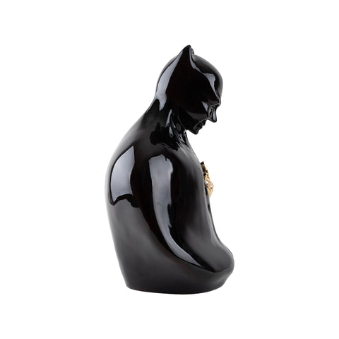 Man in black - scultura in resina trasparente nero con cuore in resina cromata oro (vers.27x18)