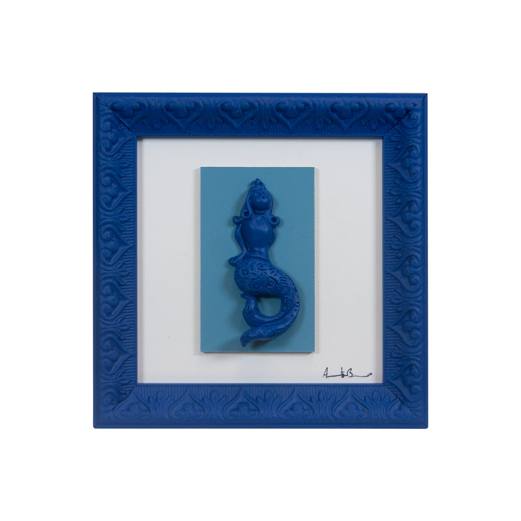 Regina Partenope - scultura in resina colorata blu della sirena Regina Partenope su cartoncino azzurro in cornice artigianale italiana