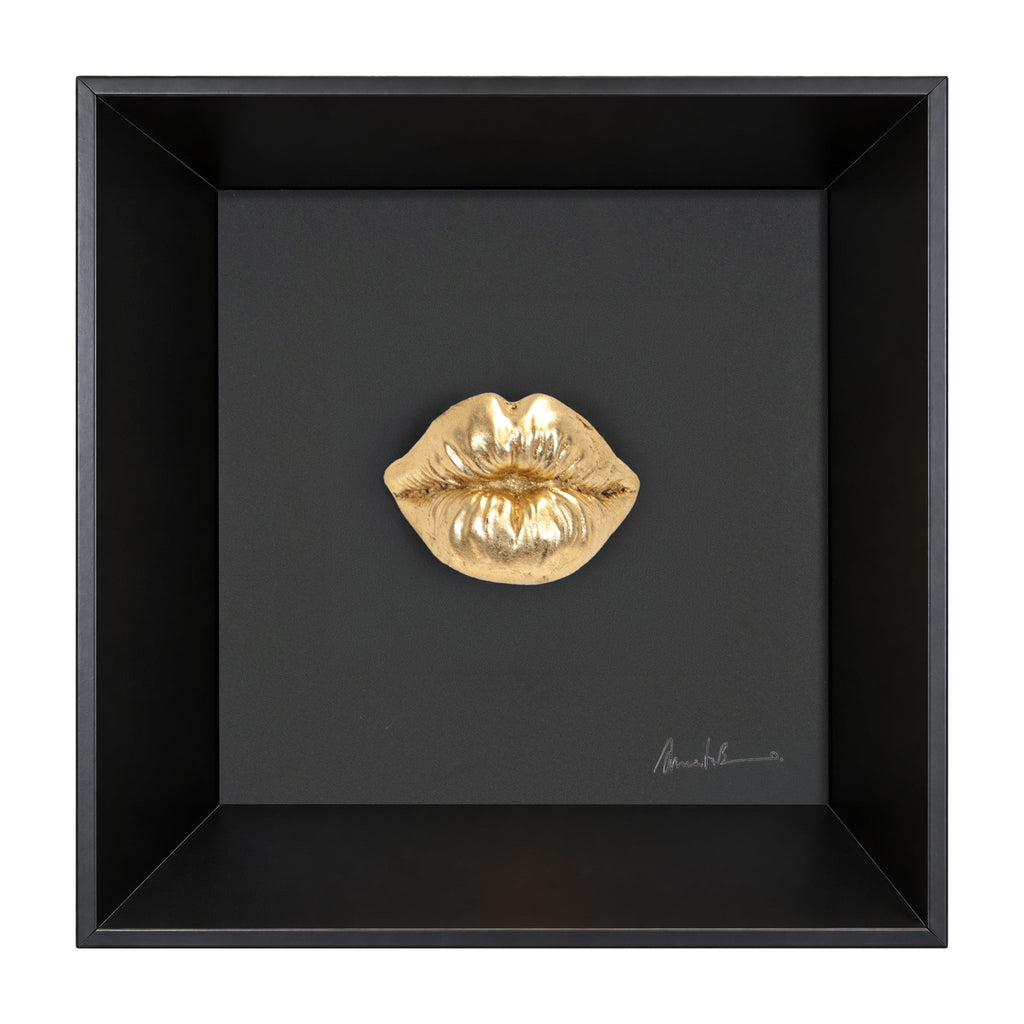 ‘O bacio - scultura in resina colorata lucida su quadro fondo nero (vers. 19x19)