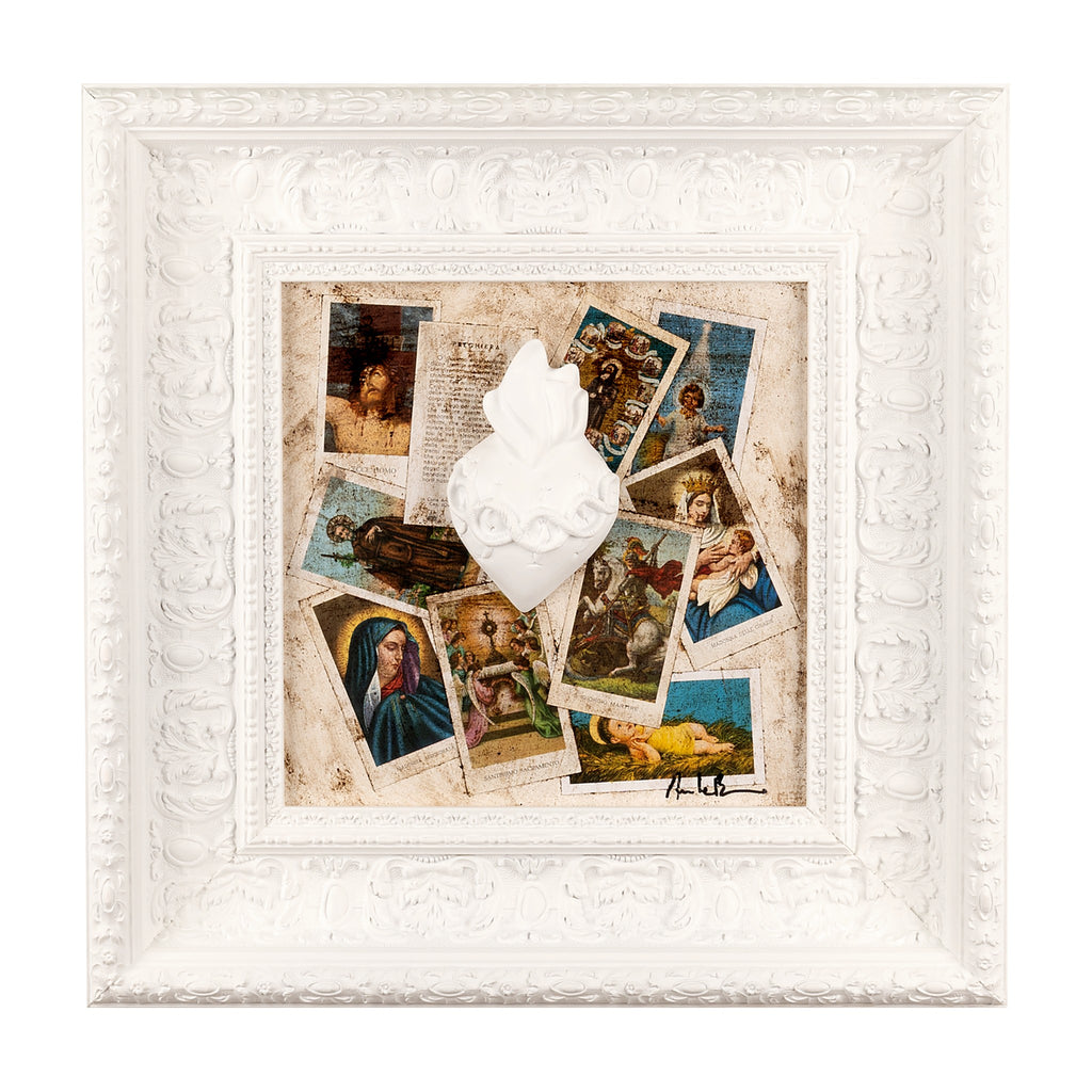 Devozione, edicola votiva - sculture in resina colorata con grafiche su quadro bianco (vers. 47x47)