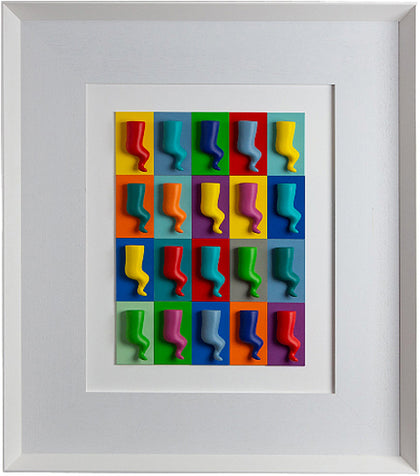 Corni - sculture colorate su quadro fondo bianco con cartoncino colorato e cornice artigianale italiana