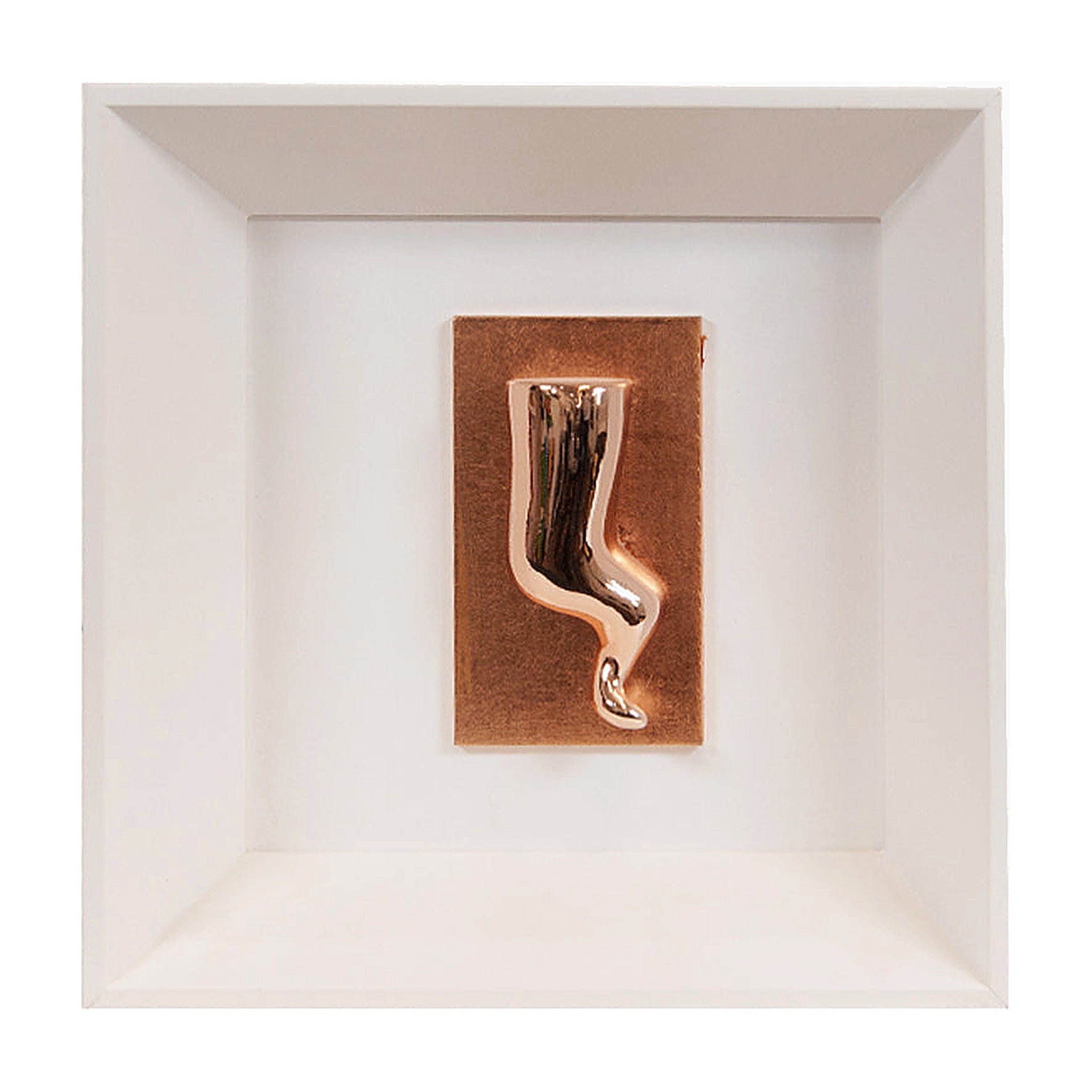 Corno -  scultura in resina rame su cartoncino rame foglia e quadro fondo bianco con cornice artigianale italiana