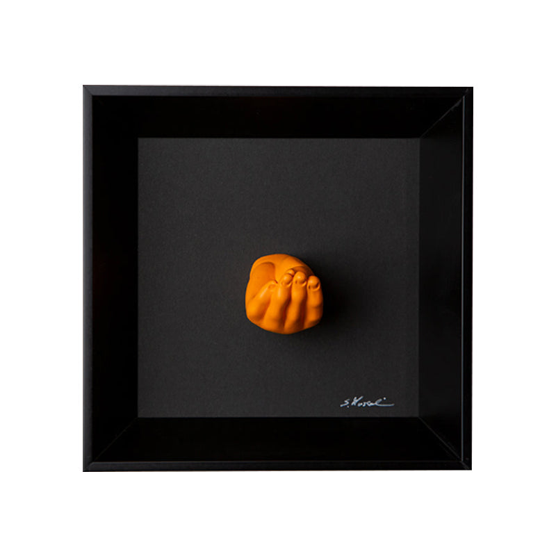 But what's wrong? - the language of hands with resin sculpture and black background painting with Italian handcrafted frame