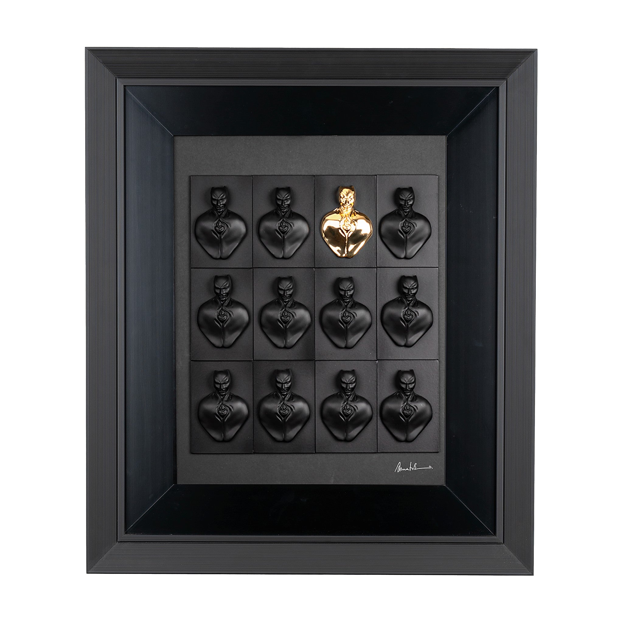 Man in black-Sculture in resina nera e una oro in cornice artigianale (vers.60x70)