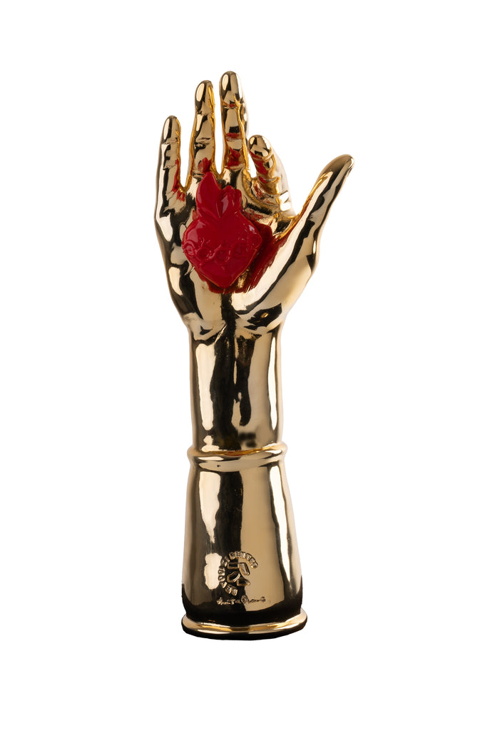 PGR Per Grazia Ricevuta - scultura in resina cromata dell'ex voto con cuore in resina colorata