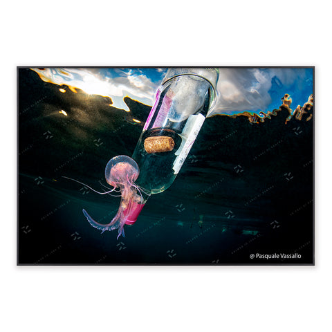 Message in a bottle - stampa fotografica in Fine Art, Bacoli, 2019