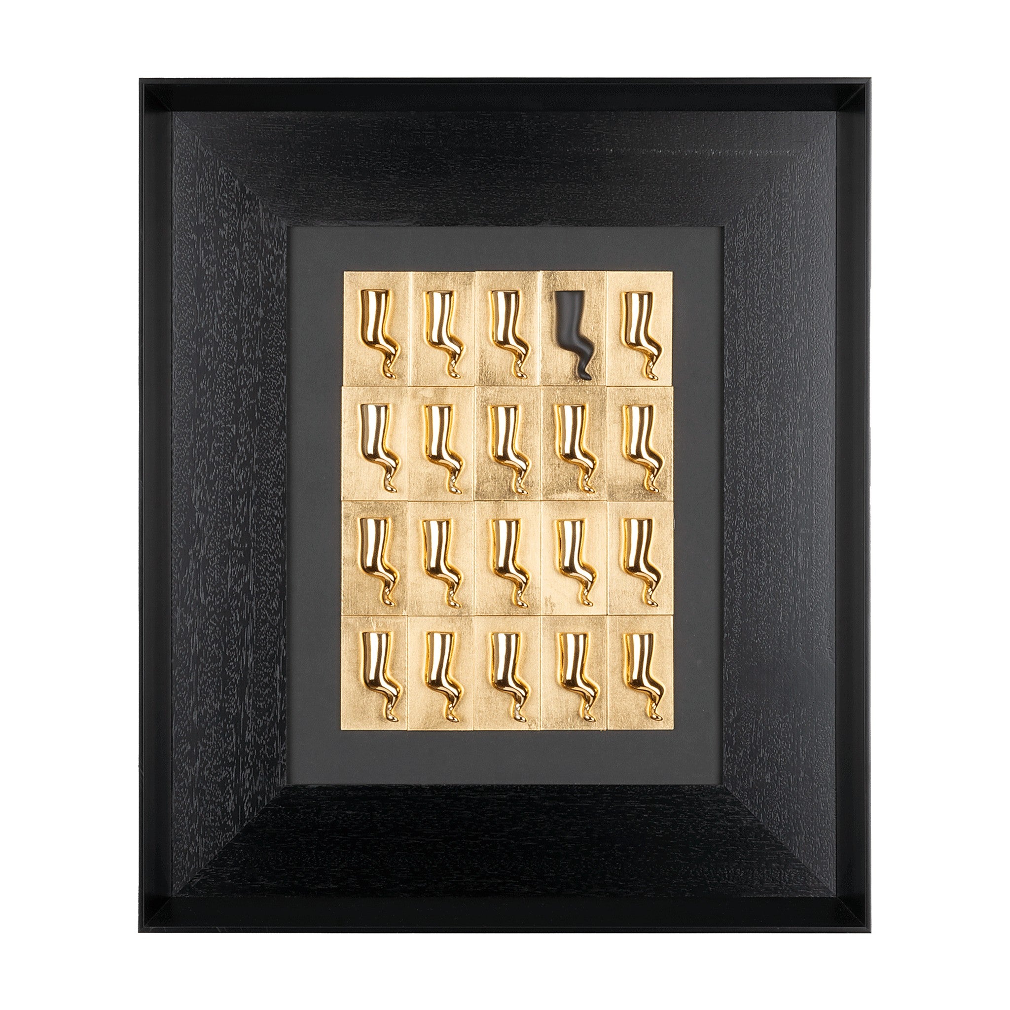 Horns - sculptures in shiny resin on a red background painting with an Italian handcrafted frame 30x30