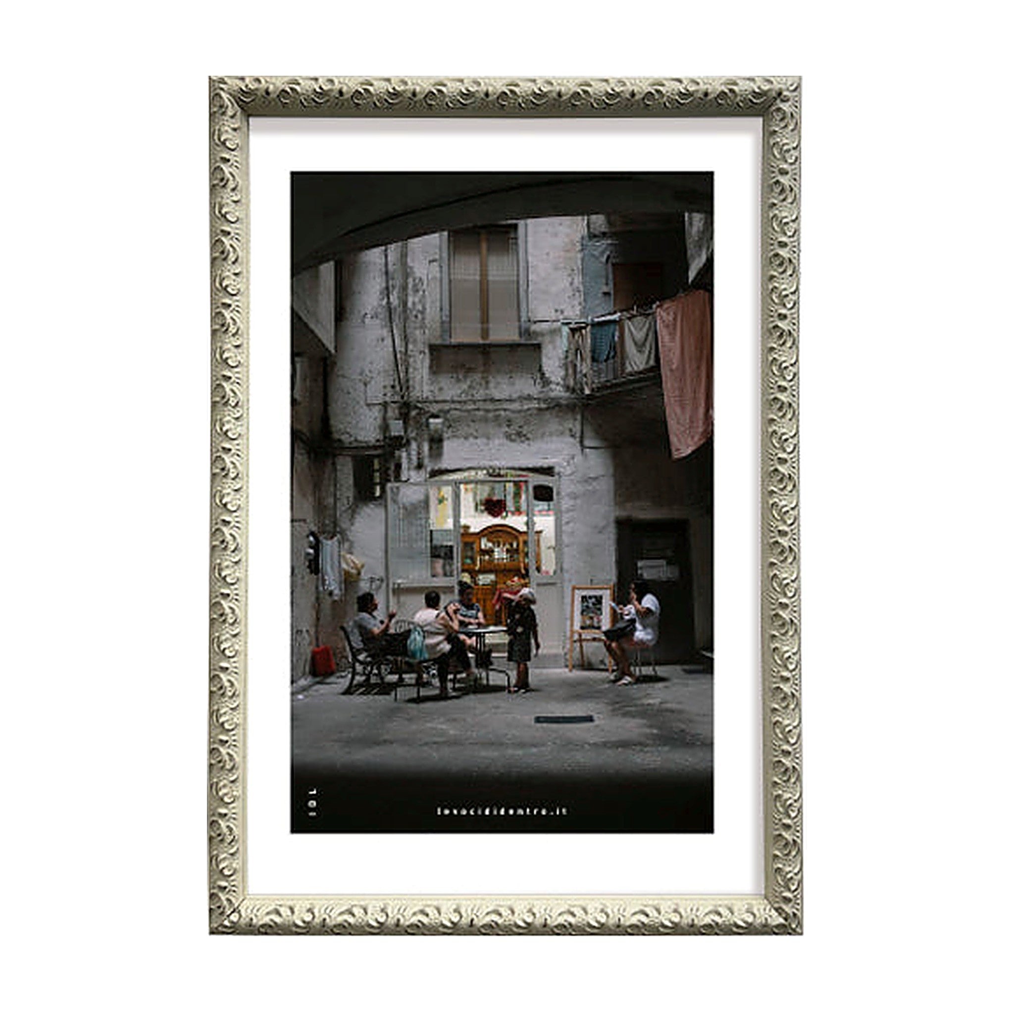 'O vascio - photographic print of Naples with an Italian handcrafted frame