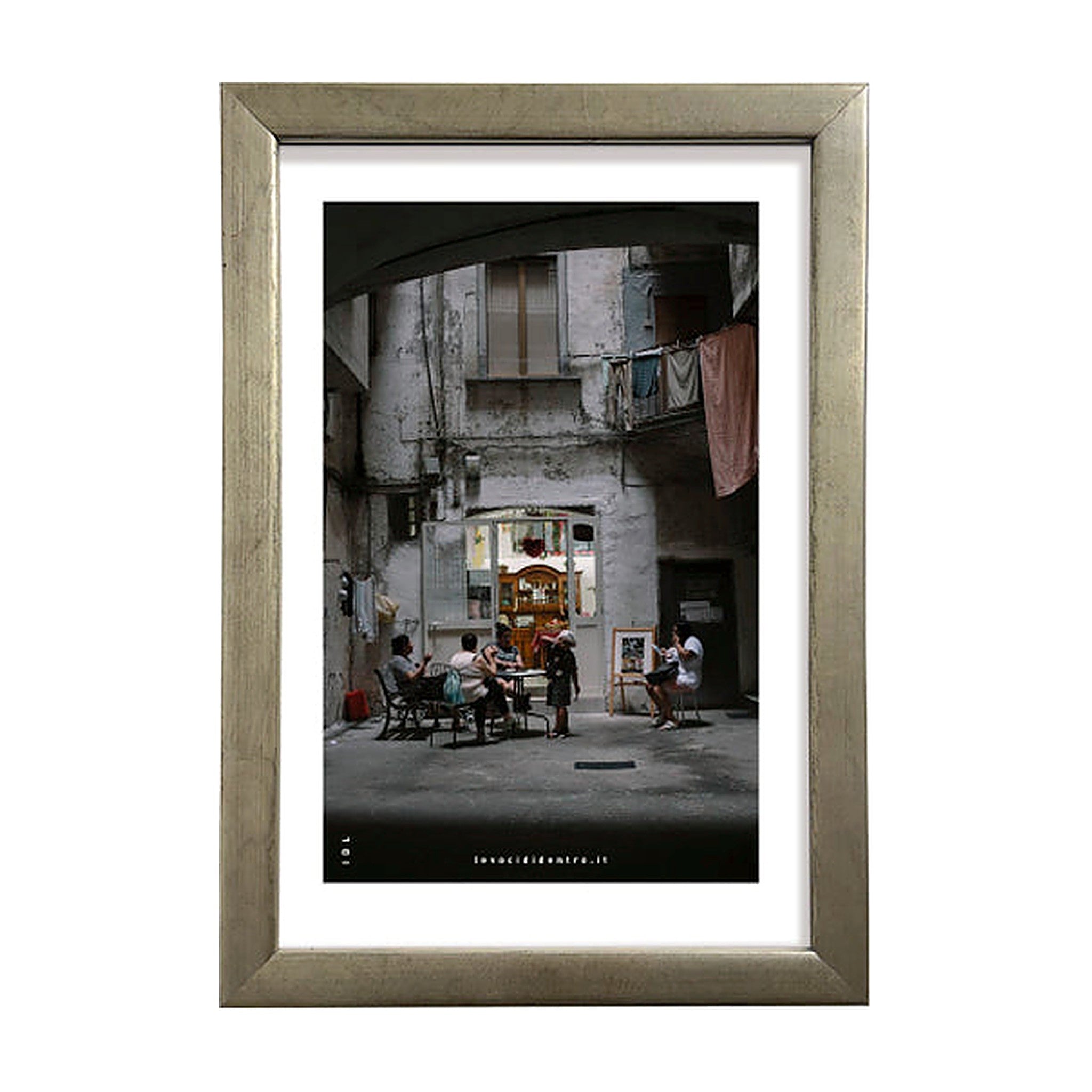 'O vascio - photographic print of Naples with an Italian handcrafted frame