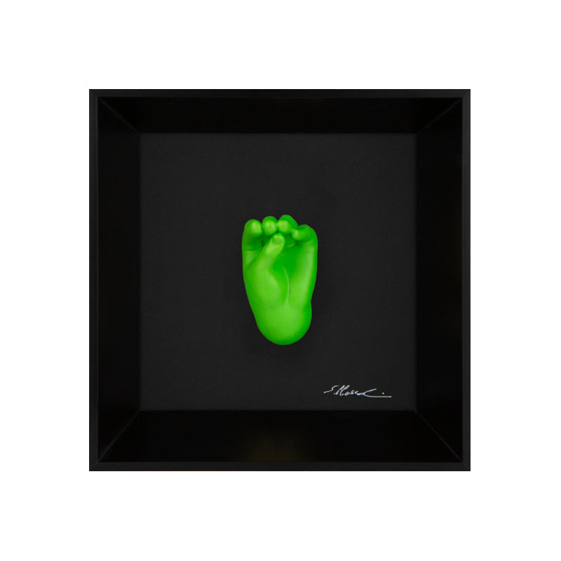 Speak, speak and then don't do anything - the language of the hands with resin sculpture on a black background painting with an Italian handcrafted frame