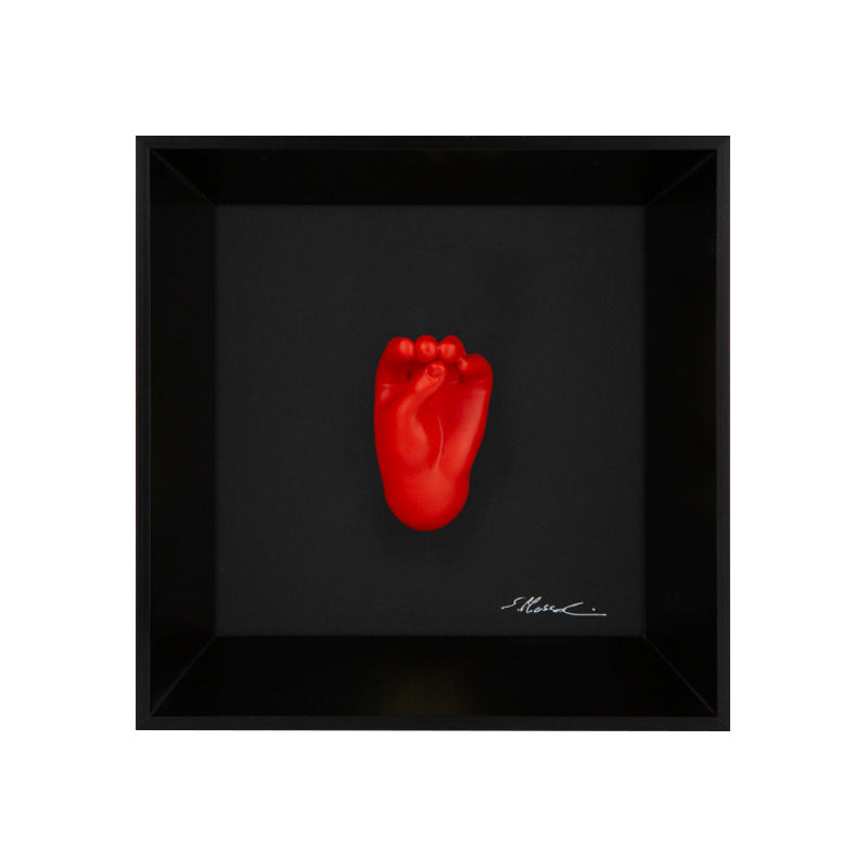 Speak, speak and then don't do anything - the language of the hands with resin sculpture on a black background painting with an Italian handcrafted frame