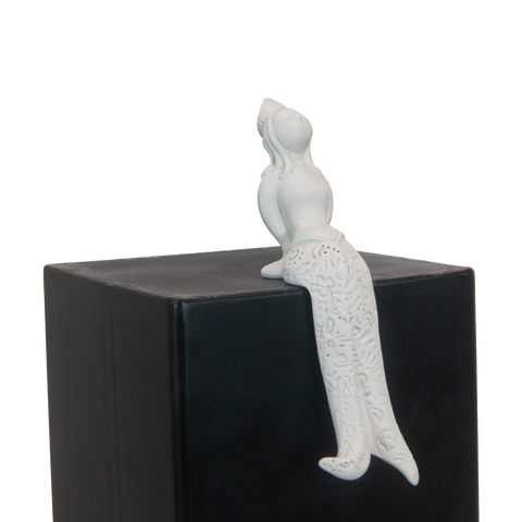 Partenope è cchiù bell' 'e Venere - sculpture in resin on the siren protector of Naples