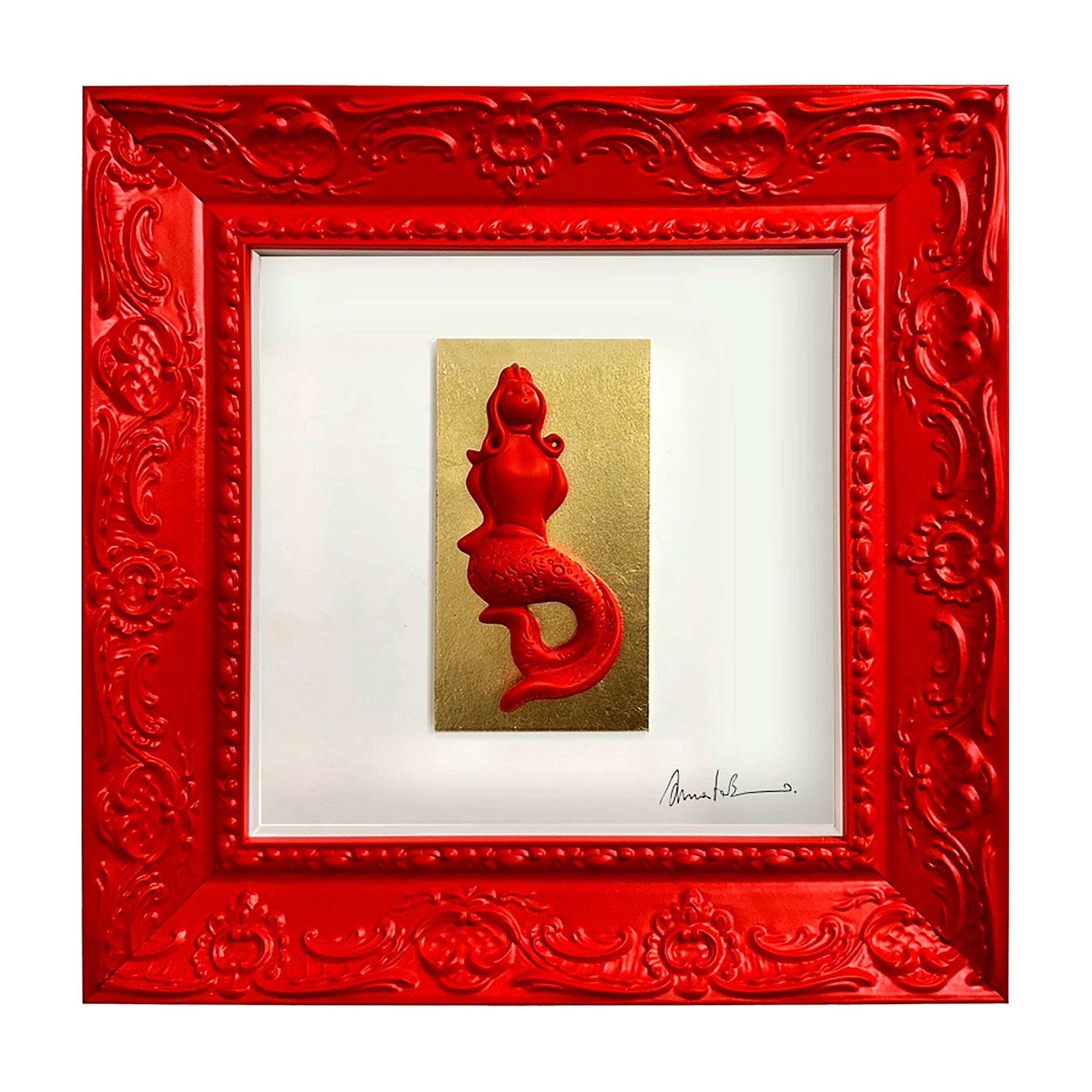 Regina Partenope - scultura in resina colorata rossa della sirena Regina Partenope su cartoncino oro foglia in cornice artigianale italiana