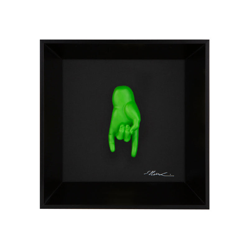 Tié tiè - the language of the hands with resin sculpture on a black background frame with an Italian handcrafted frame
