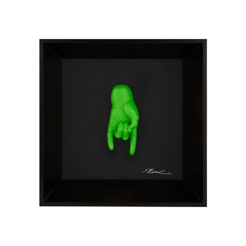 Tié tiè - the language of the hands with resin sculpture on a black background frame with an Italian handcrafted frame