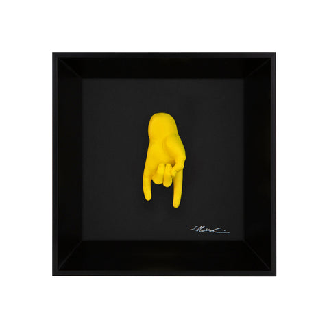 Tié tiè - the language of the hands with resin sculpture on a black background frame with an Italian handcrafted frame