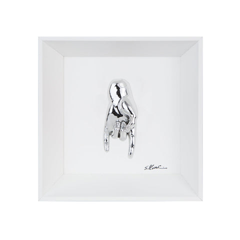 Tié tiè - il linguaggio delle mani con scultura in resina cromata su quadro fondo bianco con cornice artigianale italiana
