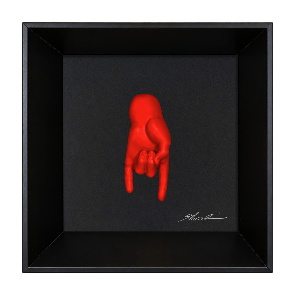 Tié tiè - the language of the hands with resin sculpture on a black background frame with an Italian handcrafted frame