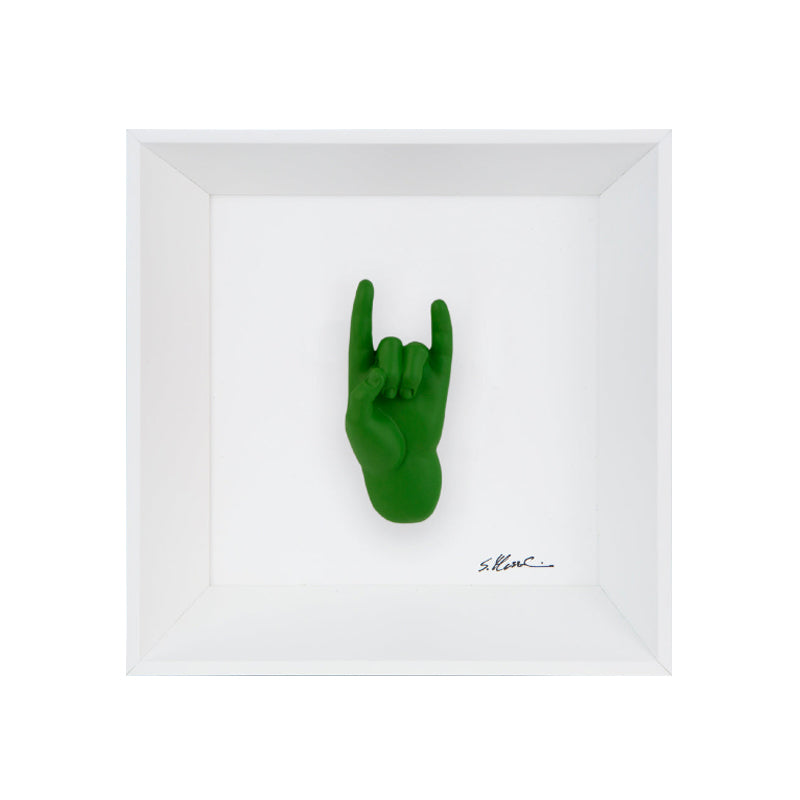 Tien 'e ccorn - the language of the hands with resin sculpture on a white background frame with an Italian handcrafted frame