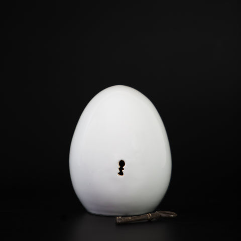 Egg of Virgil, the secrets of Naples - Sculpture in fire-glazed terracotta and iron key