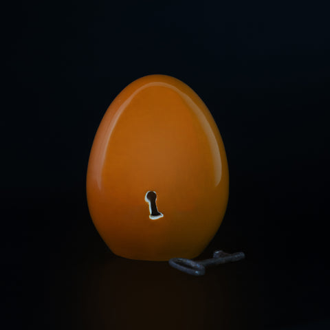 Egg of Virgil, the secrets of Naples - Sculpture in fire-glazed terracotta and iron key