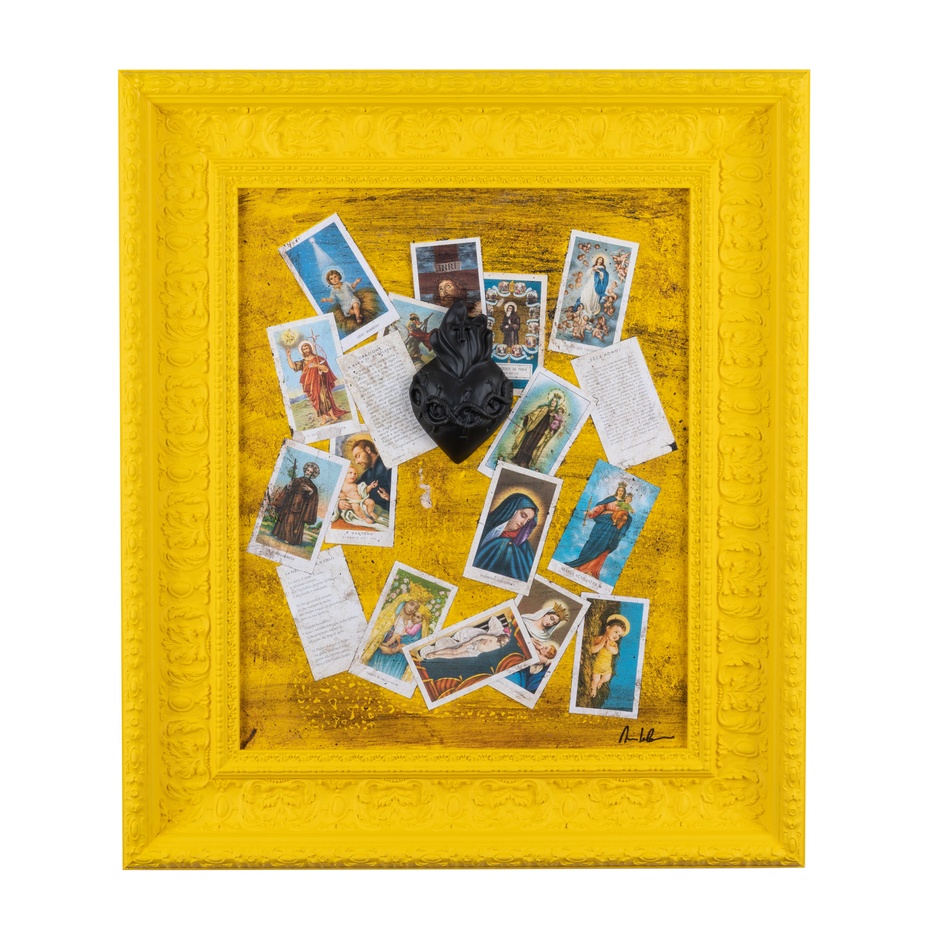 Devozione, edicola votiva - sculture in resina colorata con grafiche su quadro giallo (vers. 59x69)