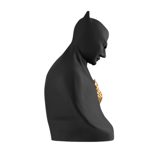 Batman - scultura in resina opaca con il cuor sacro di Gesu