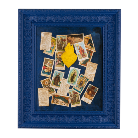 Devozione, edicola votiva - sculture in resina colorata con grafiche su quadro blu (vers. 59x69)